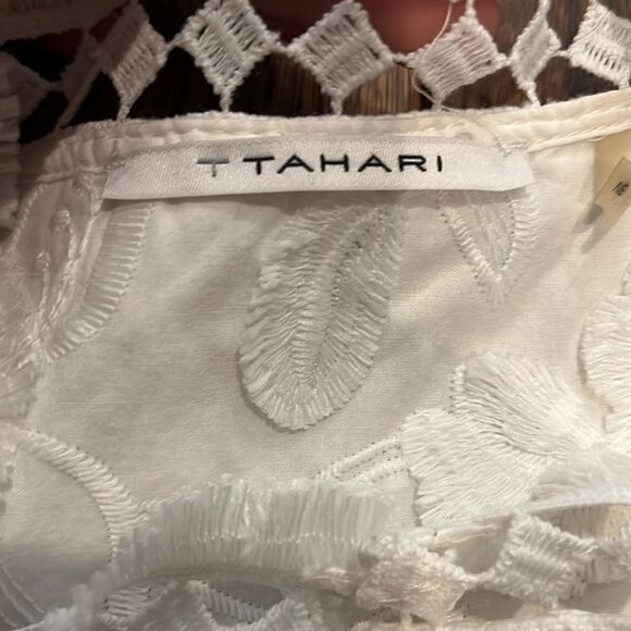 Tahari White Sleeveless Button Down - Picture 3 of 9